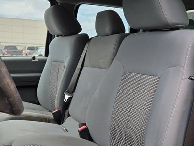 2011 Ford Super Duty F-250 SRW Base