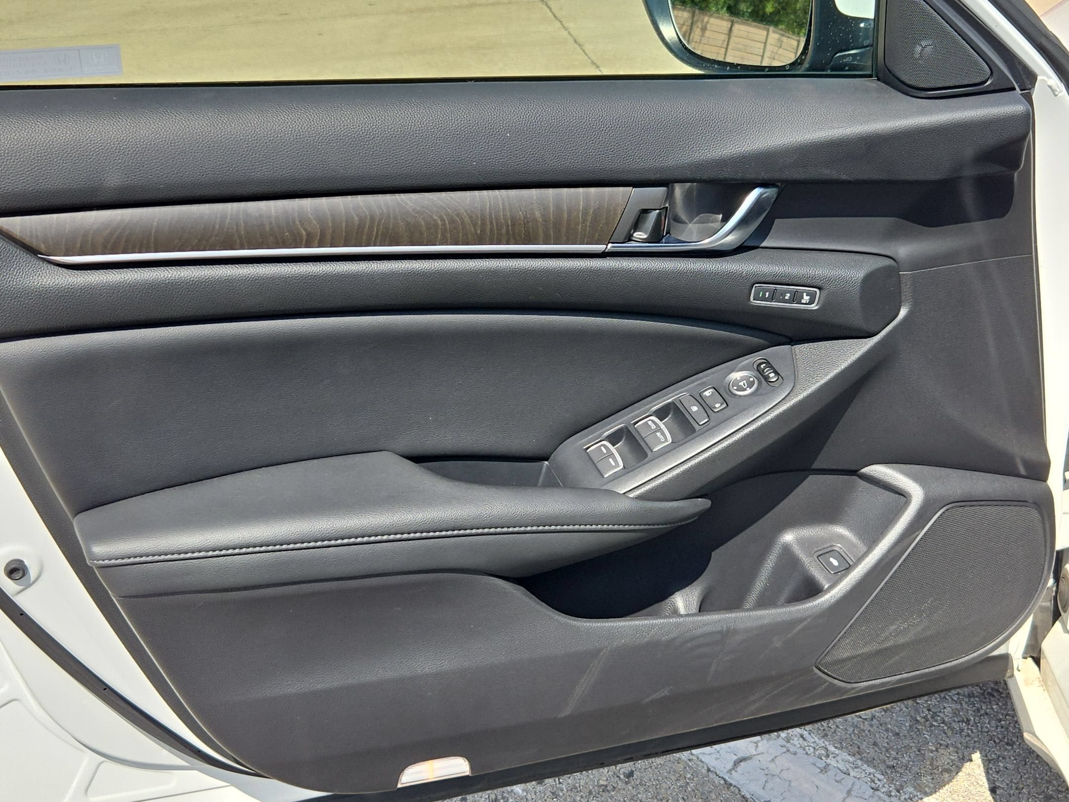 2020 Honda Accord Touring - Photo 10
