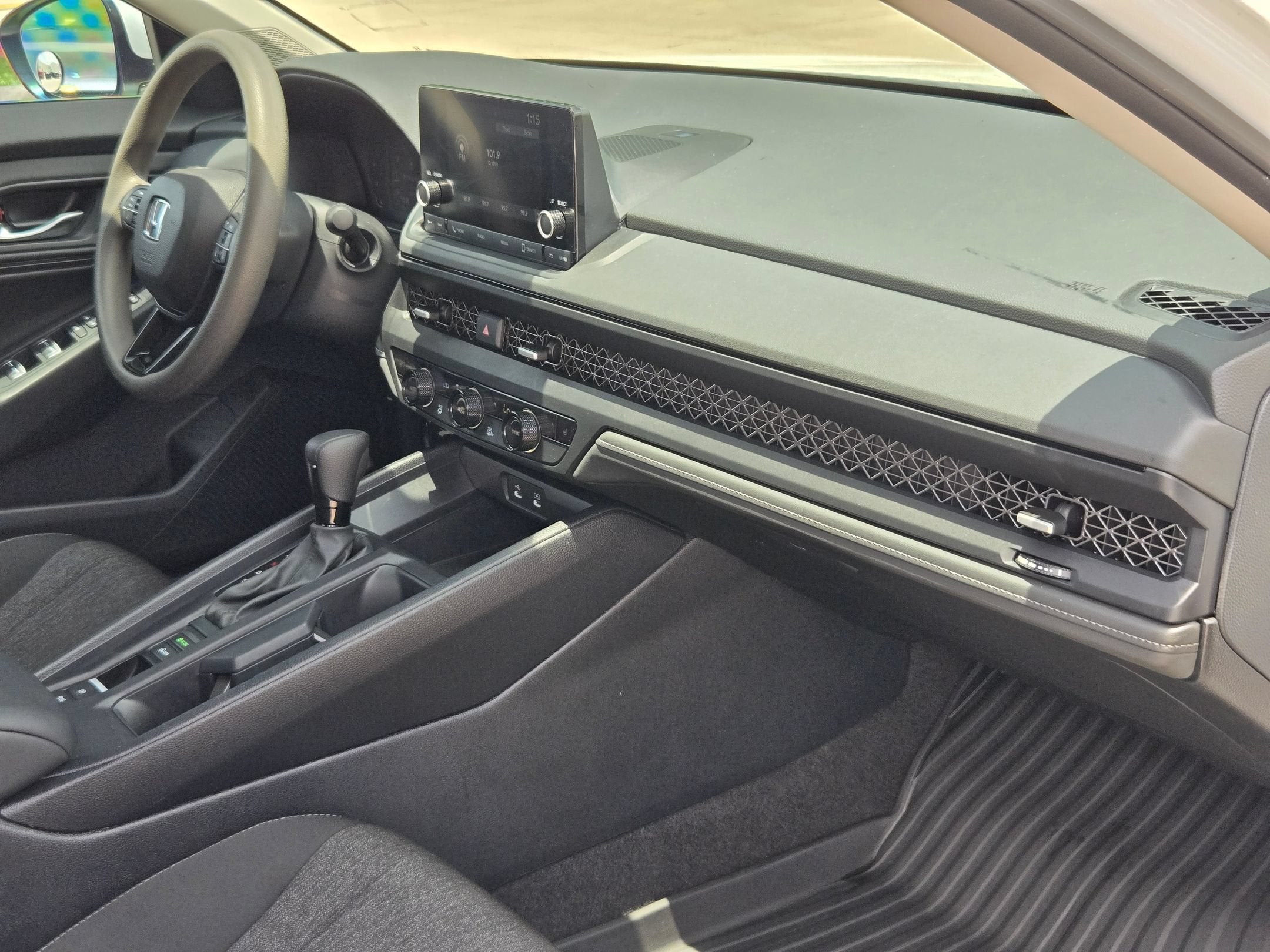 2023 Honda Accord EX - Photo 30