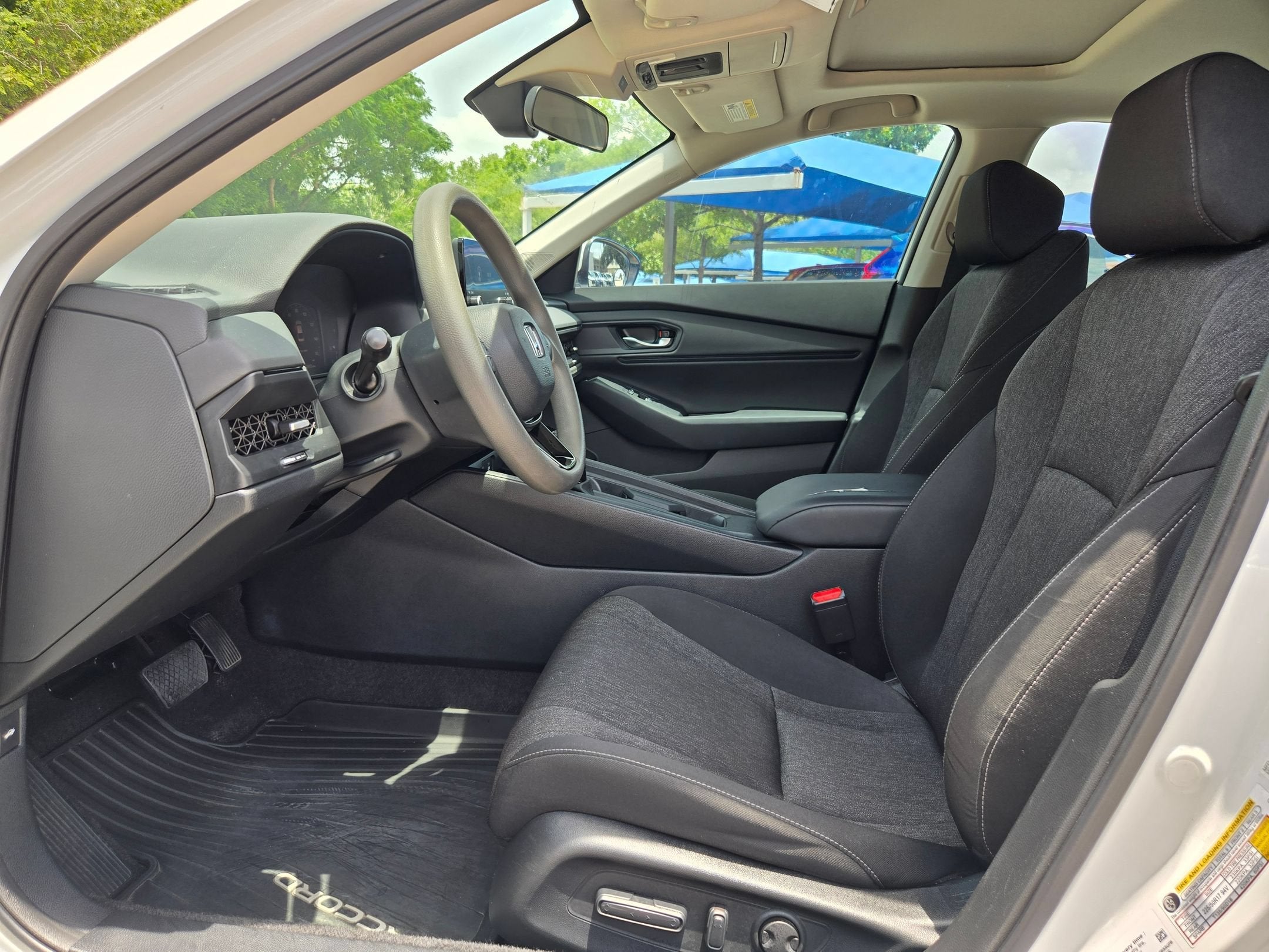 2023 Honda Accord EX - Photo 9