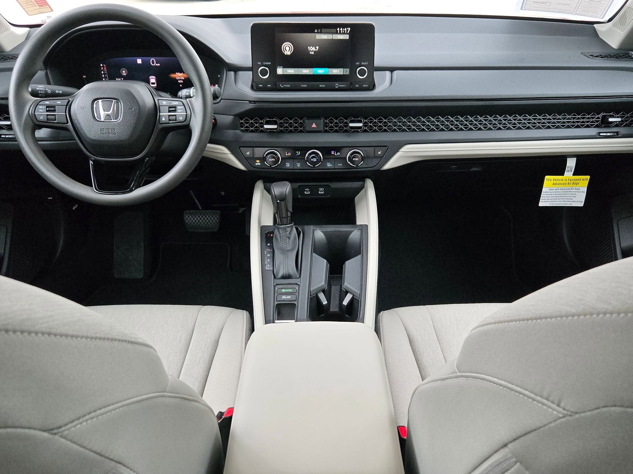 2025 Honda Accord SE - Photo 16