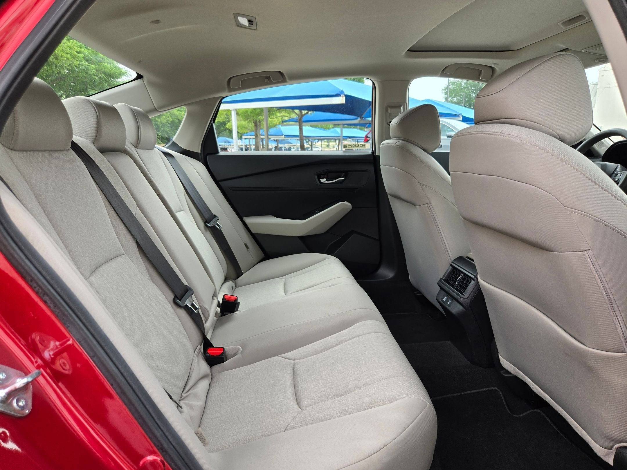 2025 Honda Accord SE - Photo 24