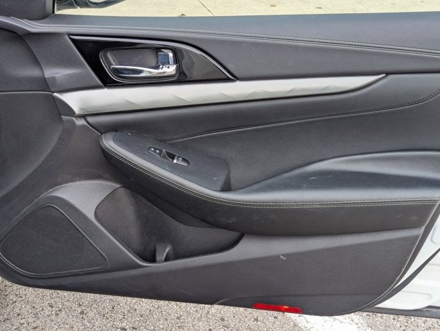 2023 Nissan Maxima SV