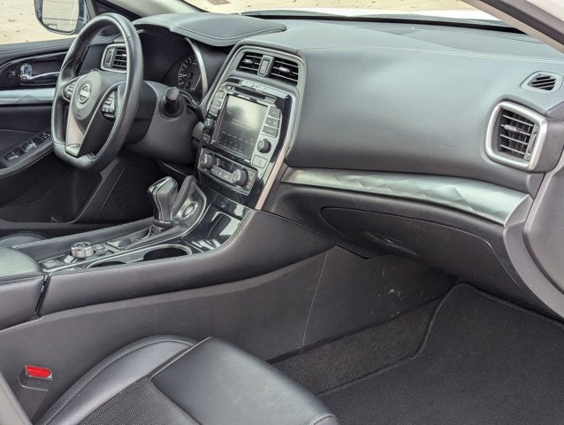 2023 Nissan Maxima SV
