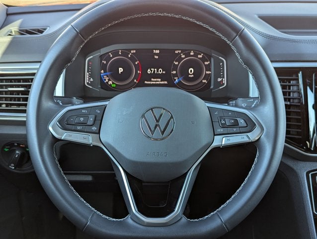 2023 Volkswagen Atlas Cross Sport 2.0T SE w/Technology