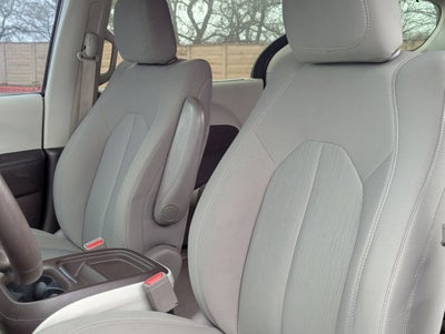 2017 Chrysler Pacifica Touring Plus