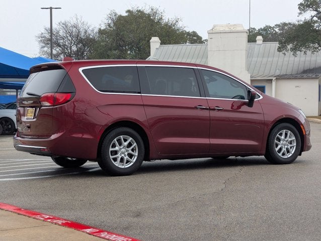2017 Chrysler Pacifica Touring Plus