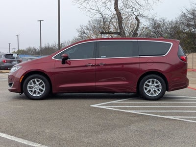 2017 Chrysler Pacifica Touring Plus