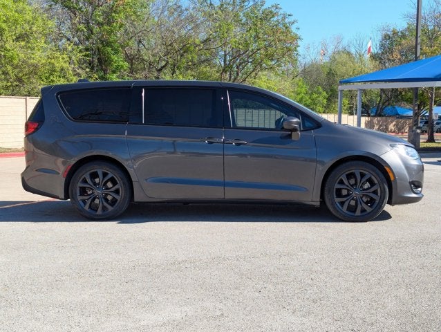 2018 Chrysler Pacifica Touring Plus