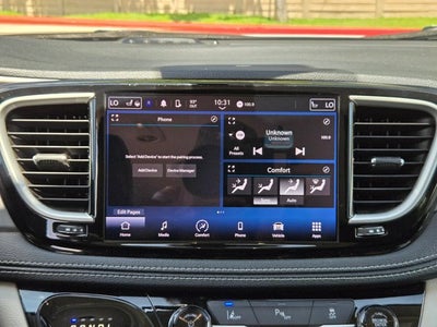 2023 Chrysler Pacifica Hybrid Touring L