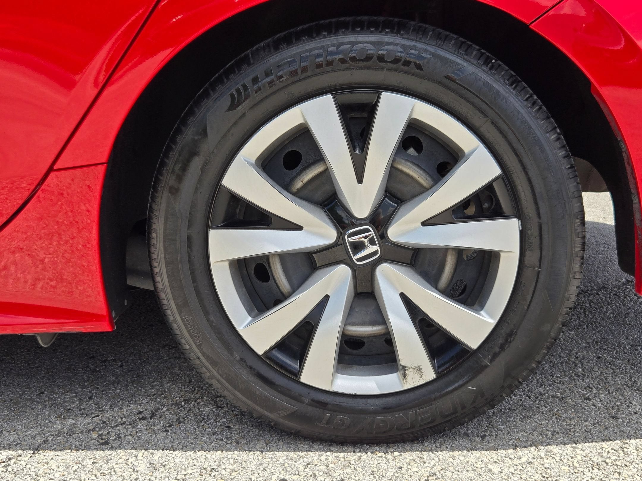 2024 Honda Civic LX - Photo 31