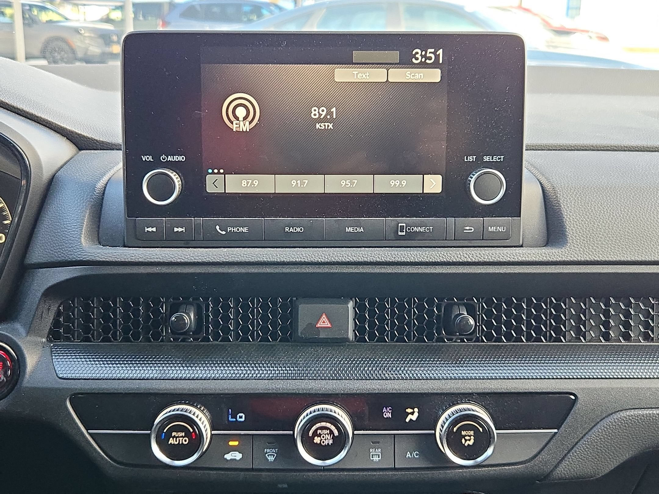 2025 Honda CR-V LX - Photo 17
