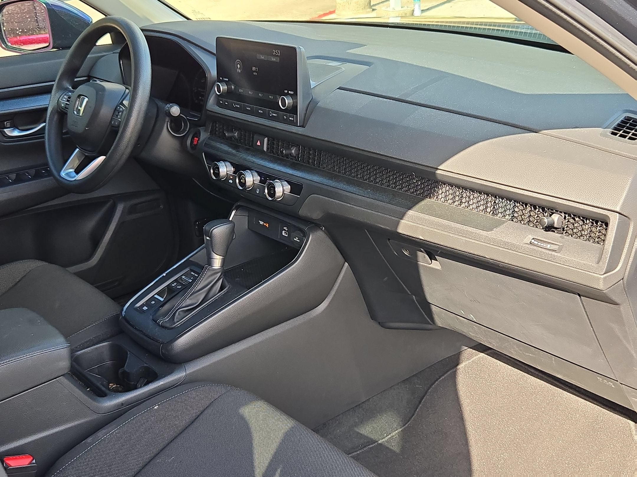2025 Honda CR-V LX - Photo 28