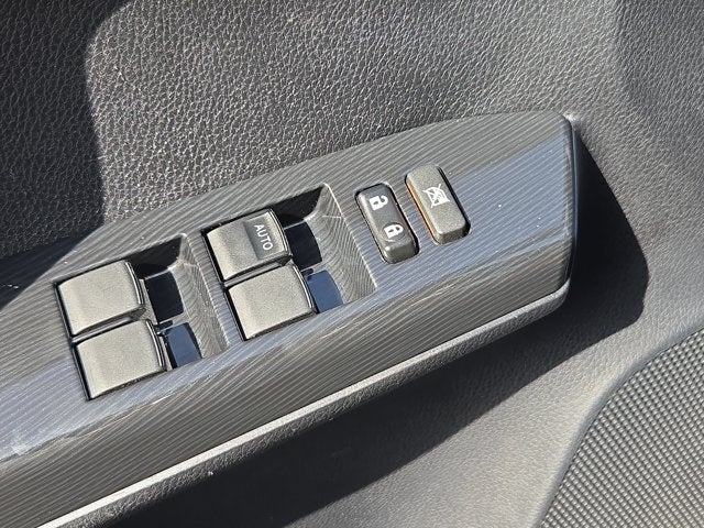 2017 Toyota RAV4 SE