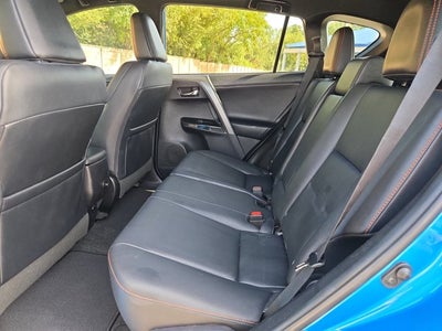 2017 Toyota RAV4 SE