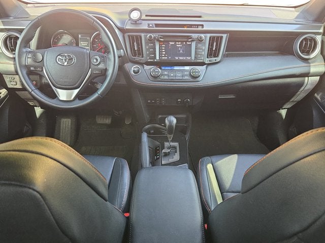 2017 Toyota RAV4 SE