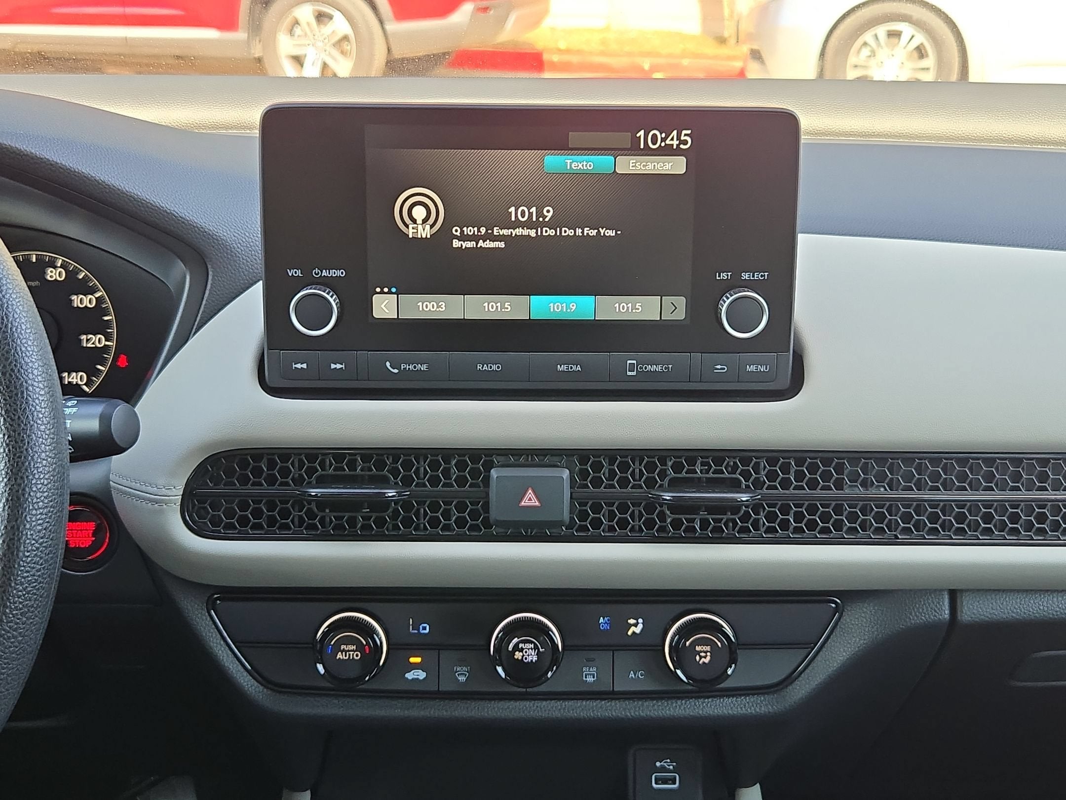 2025 Honda HR-V LX - Photo 17