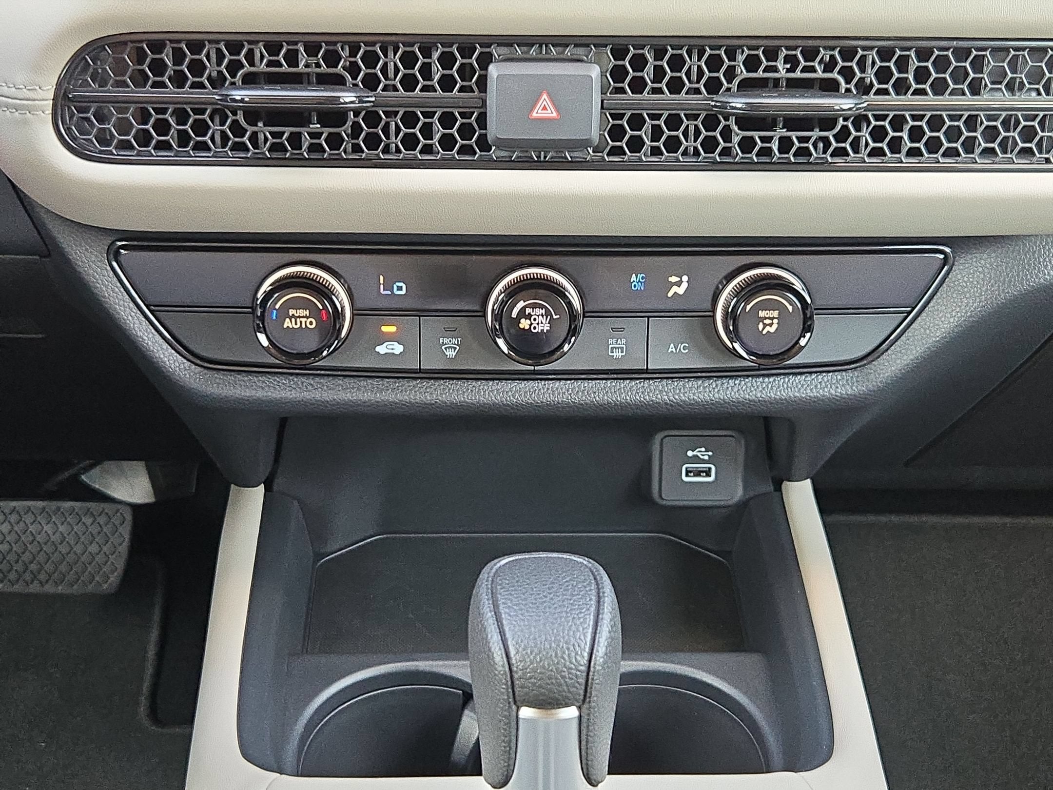 2025 Honda HR-V LX - Photo 18