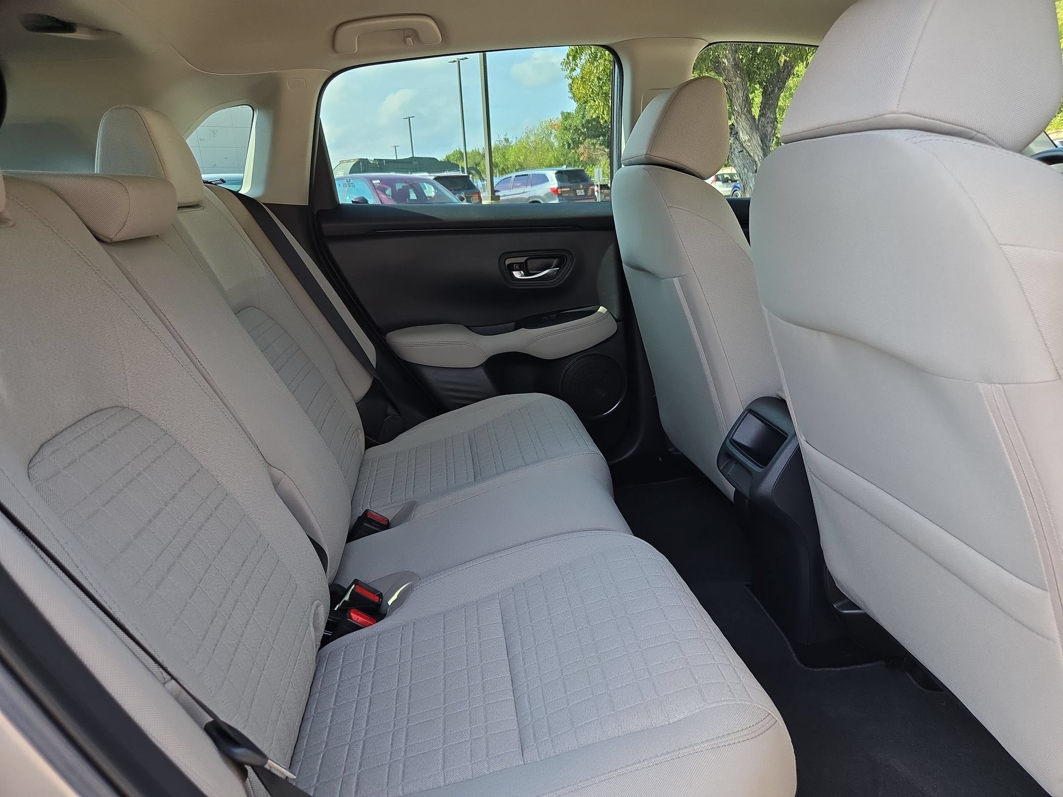 2025 Honda HR-V LX - Photo 25