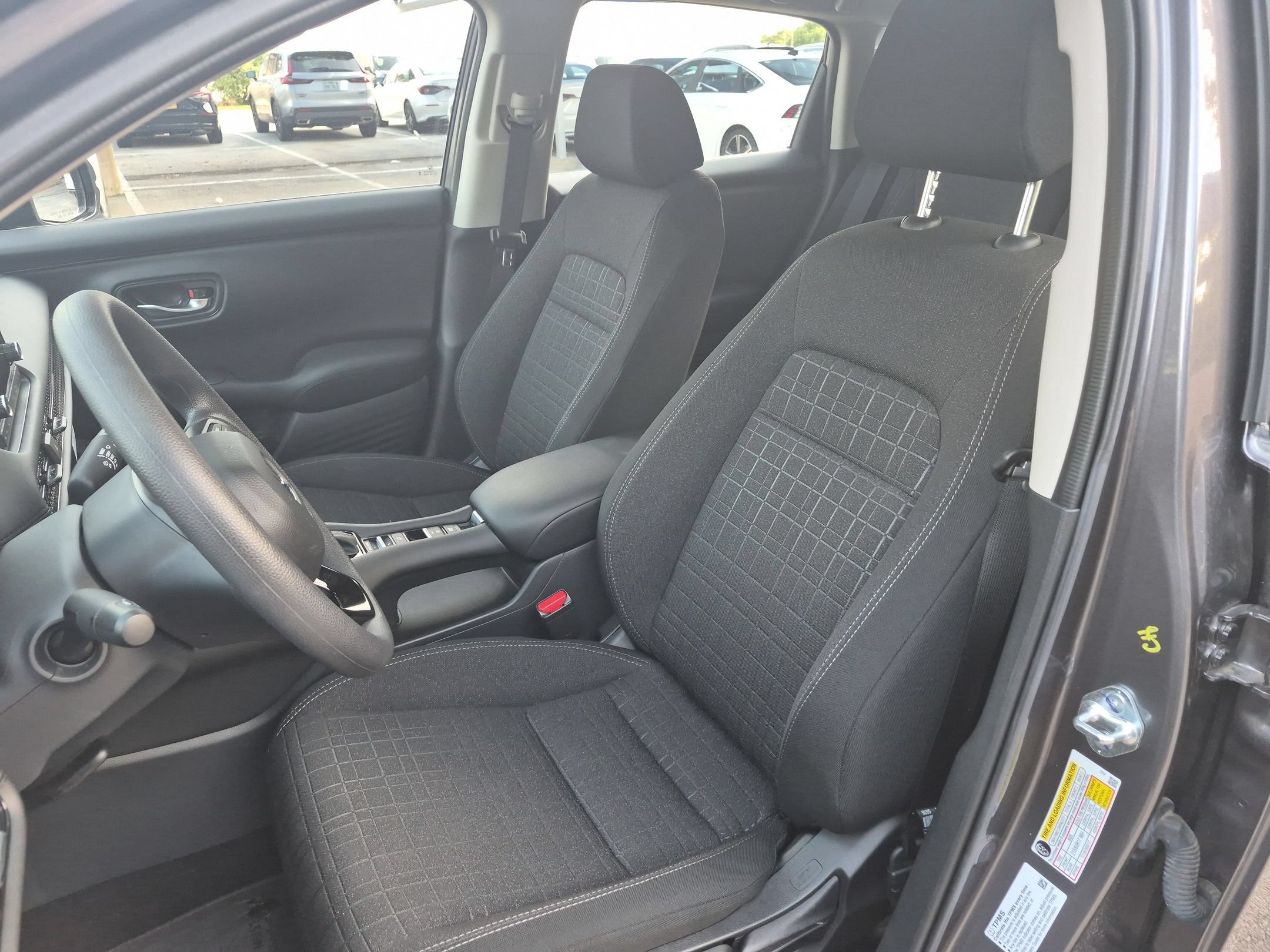 2025 Honda HR-V LX