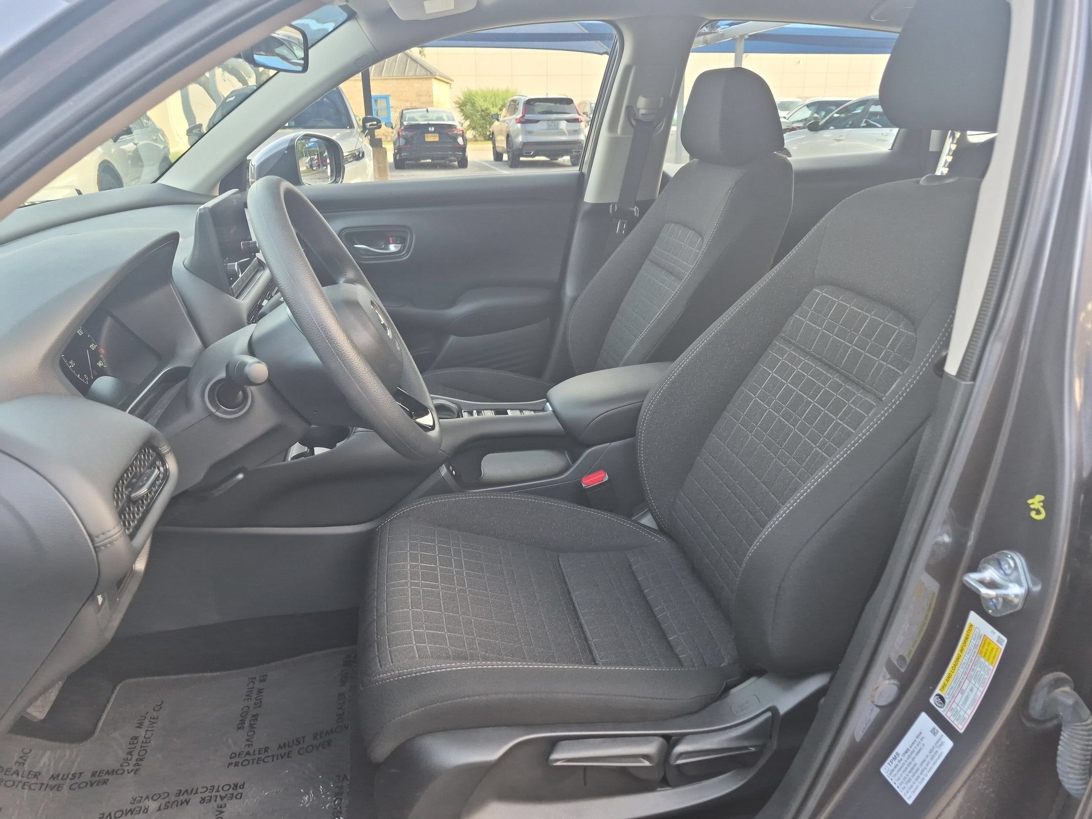 2025 Honda HR-V LX