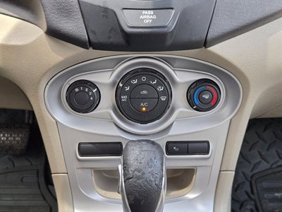 2016 Ford Fiesta SE