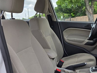 2016 Ford Fiesta SE