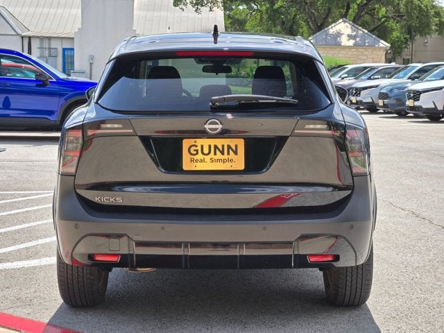 2025 Nissan Kicks SV