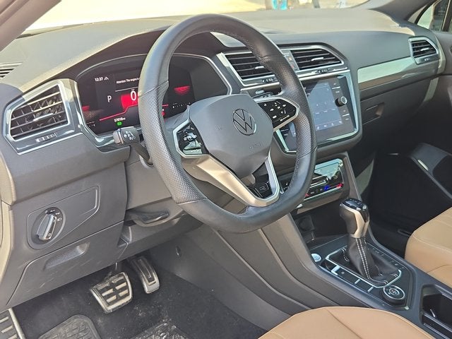 2022 Volkswagen Tiguan SE R-Line Black