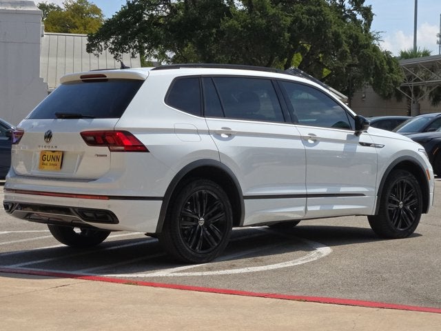 2022 Volkswagen Tiguan SE R-Line Black