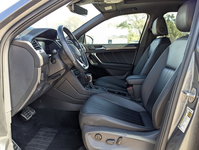 2022 Volkswagen Tiguan SE R-Line Black