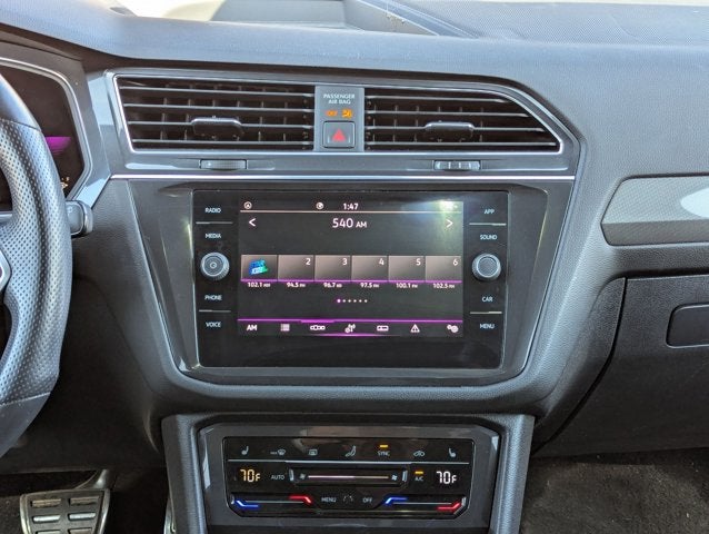 2022 Volkswagen Tiguan SE R-Line Black