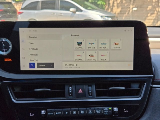 2024 Lexus ES ES 350 F SPORT Handling