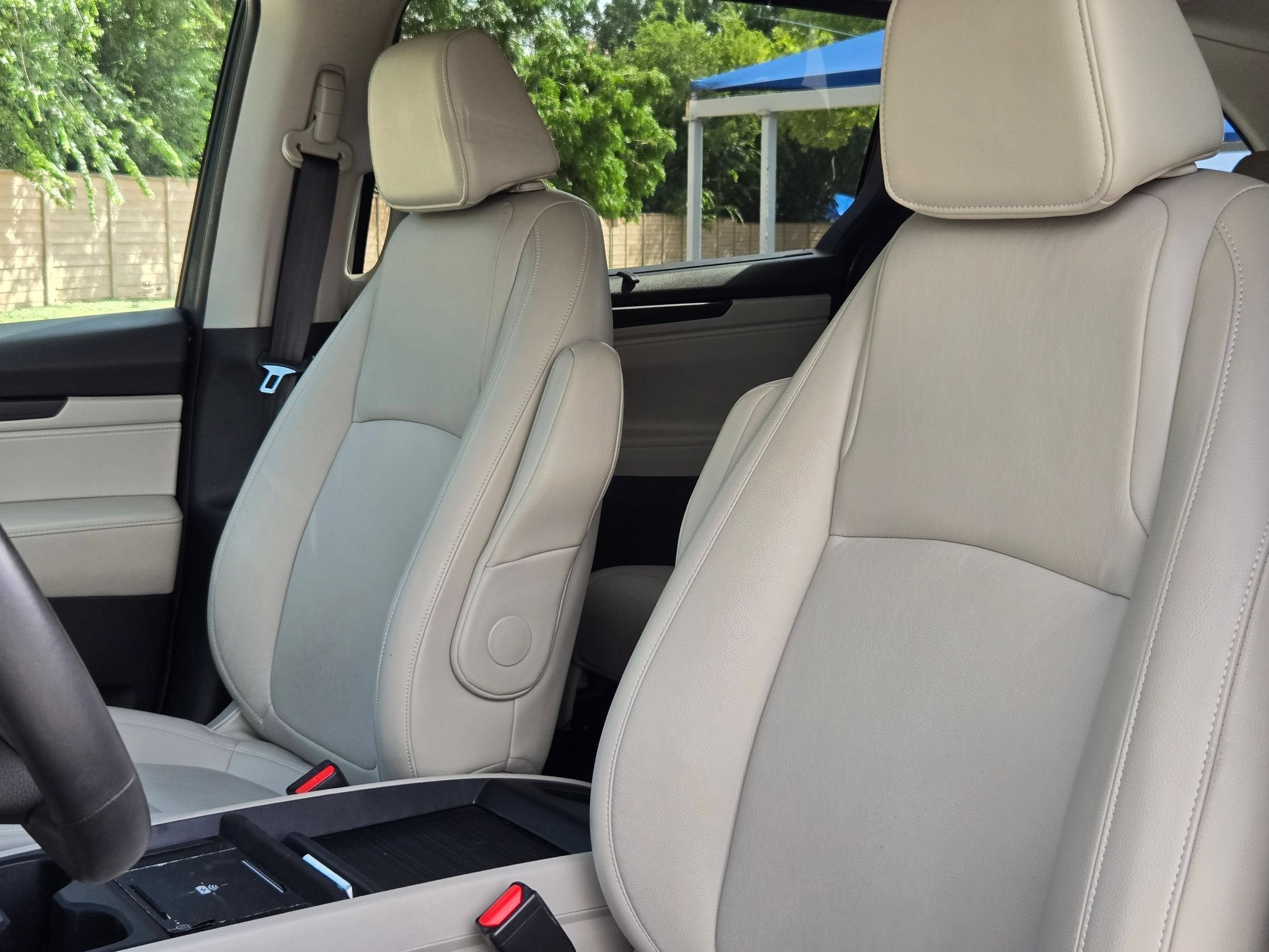 2025 Honda Odyssey EX-L - Photo 13