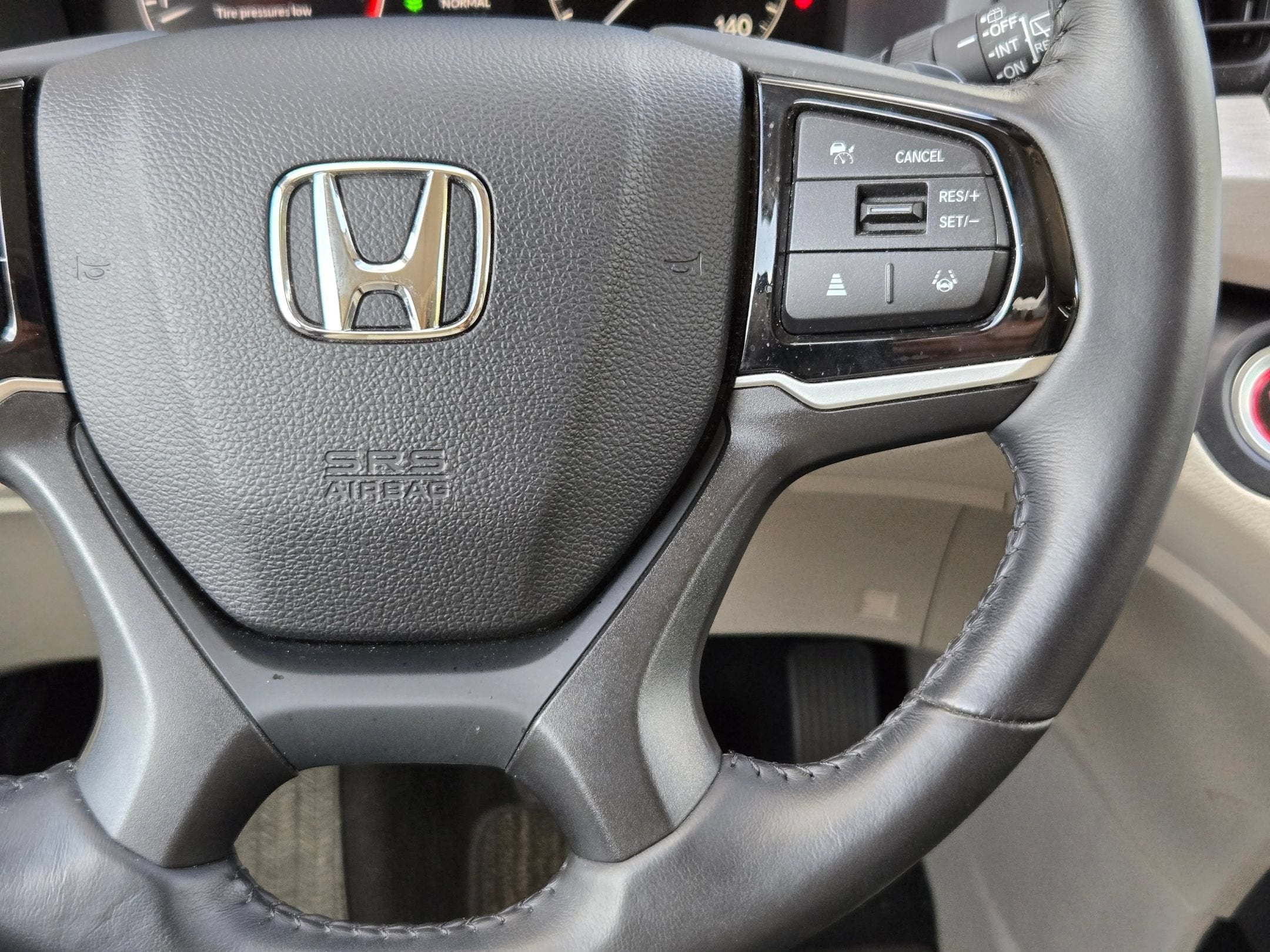 2025 Honda Odyssey EX-L - Photo 21