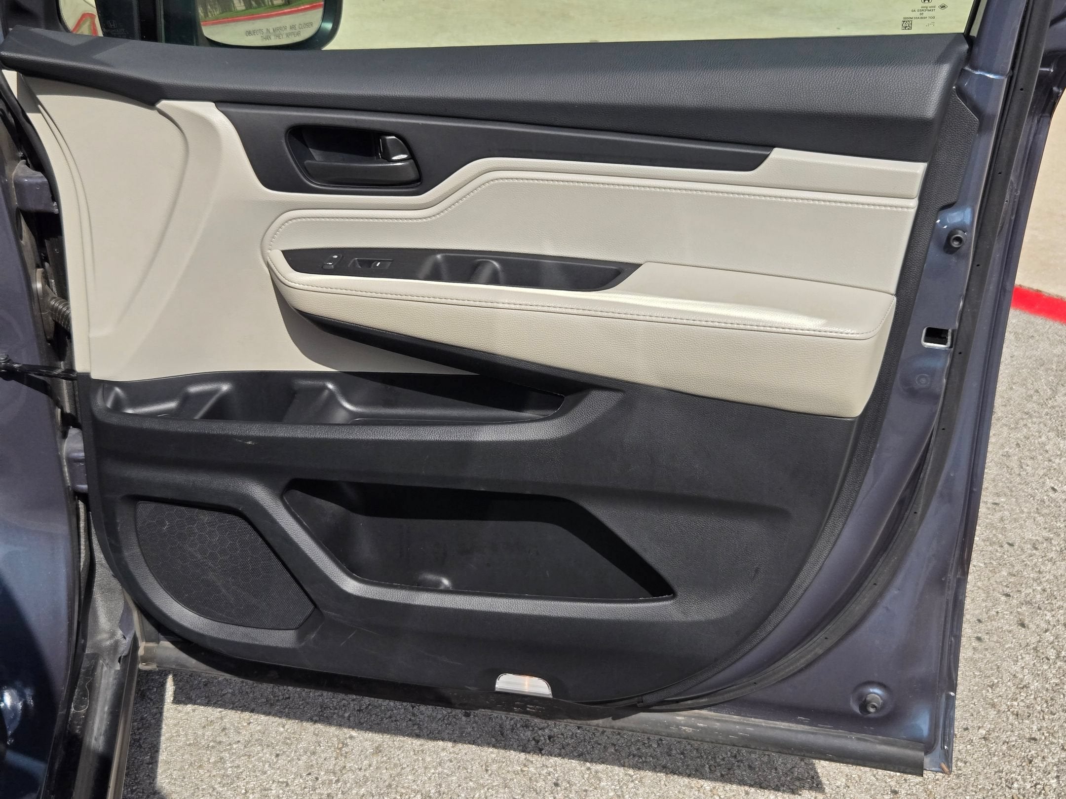 2025 Honda Odyssey EX-L - Photo 26