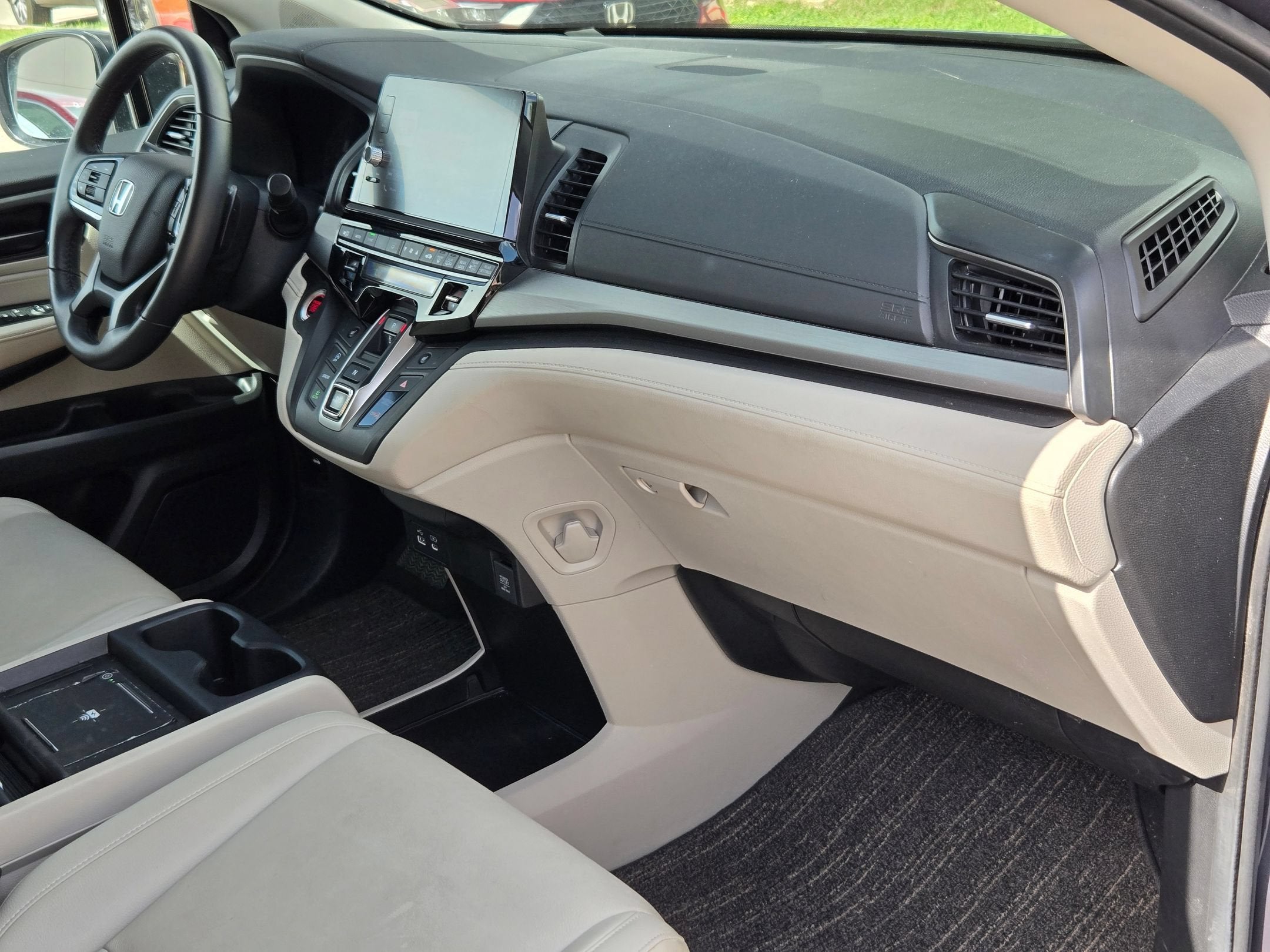 2025 Honda Odyssey EX-L - Photo 27