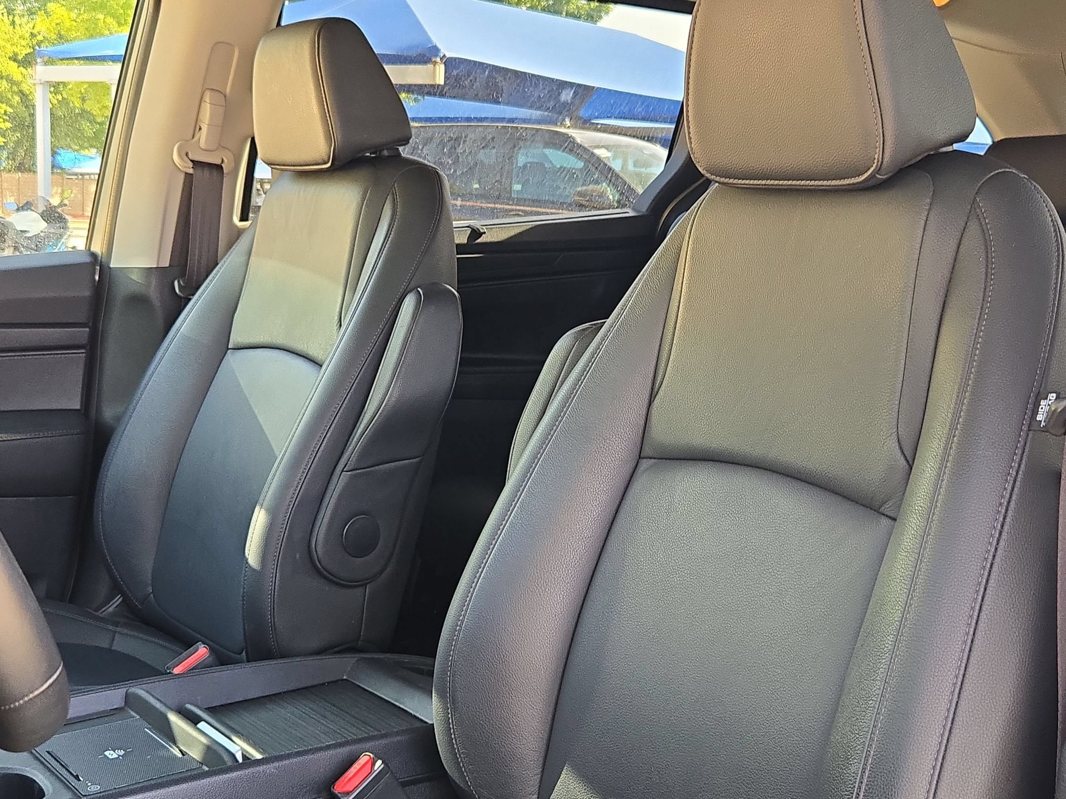2025 Honda Odyssey EX-L - Photo 13