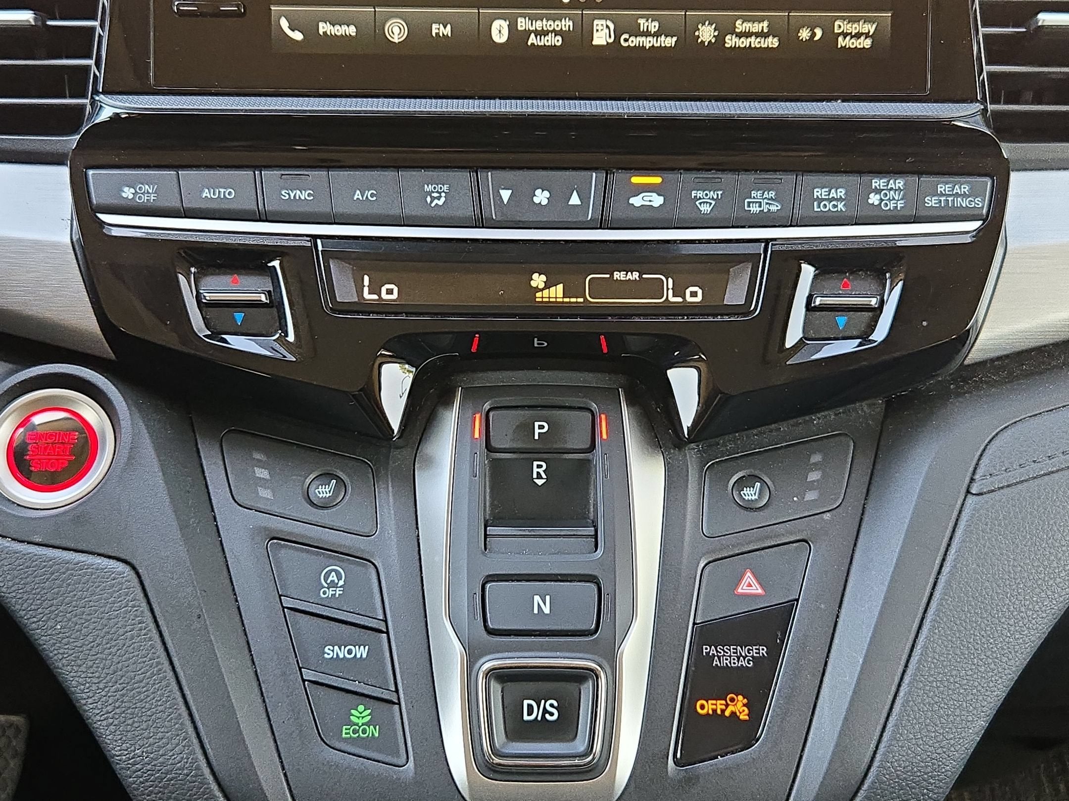 2025 Honda Odyssey EX-L - Photo 18