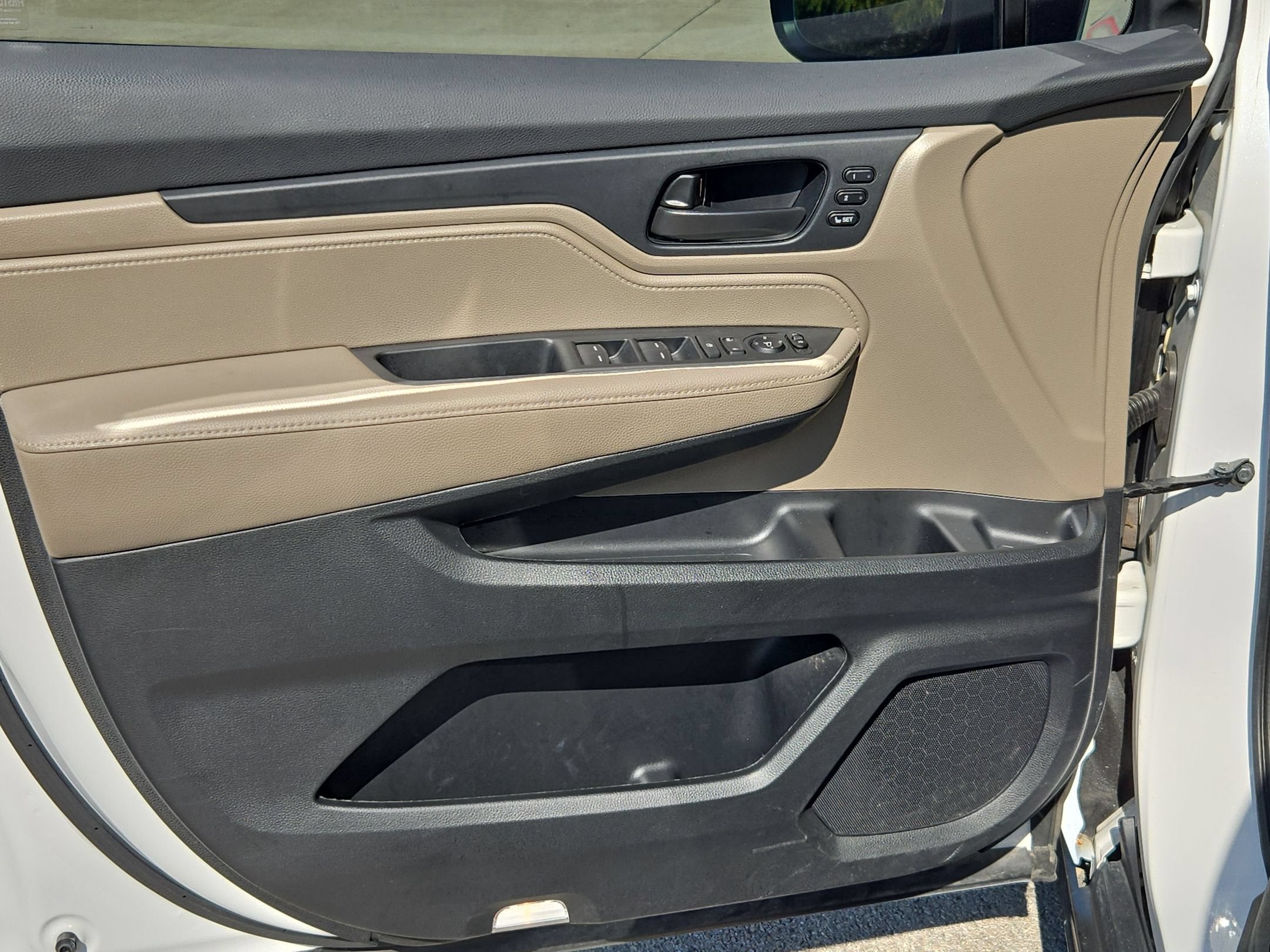 2024 Honda Odyssey EX-L - Photo 10