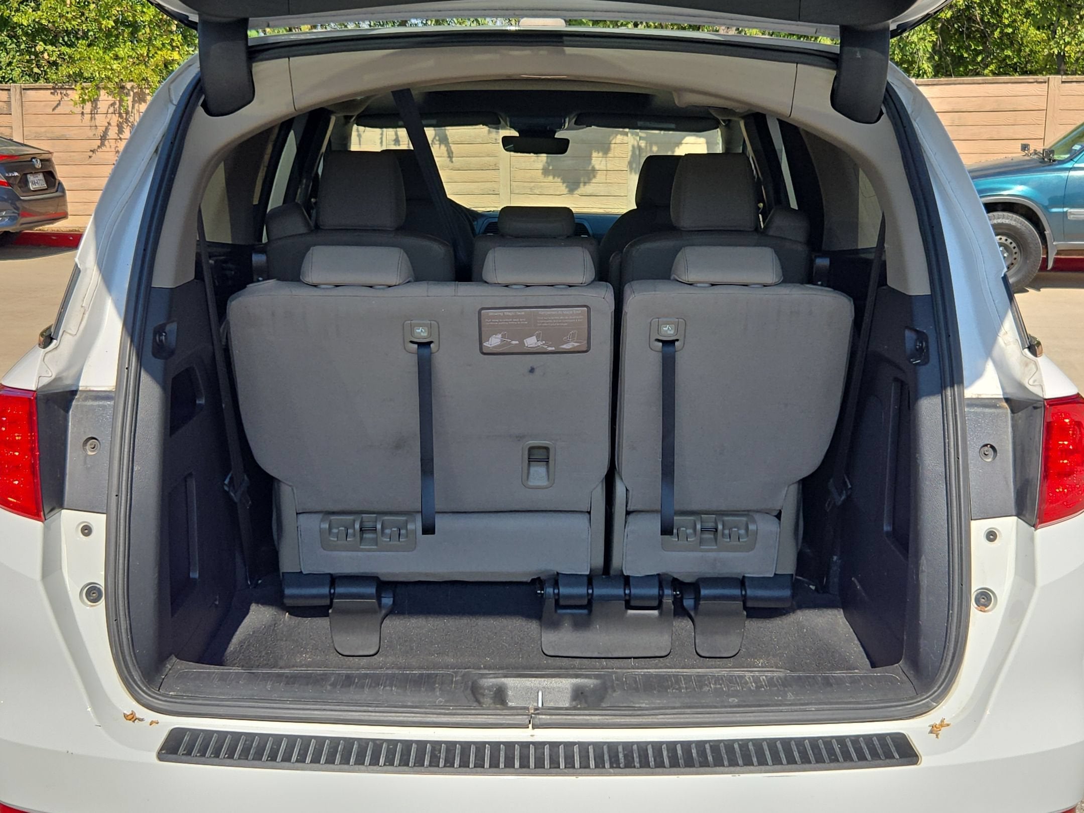 2024 Honda Odyssey EX-L - Photo 24