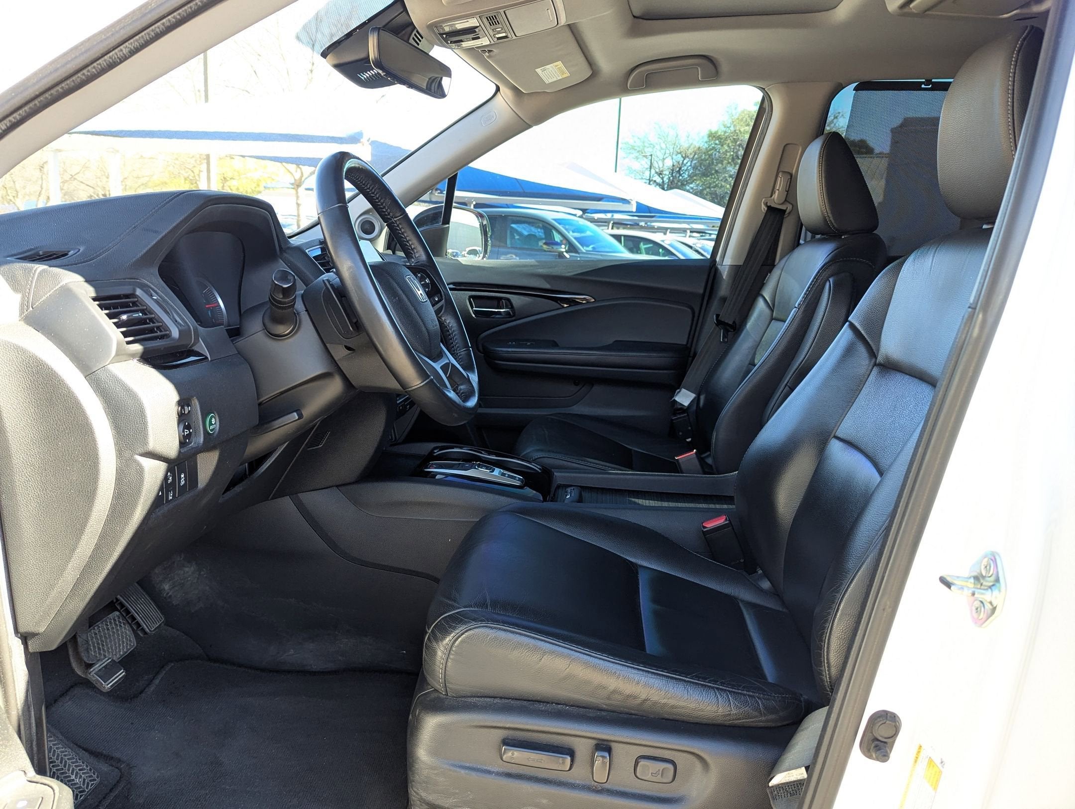 2020 Honda Pilot 2WD Touring-7