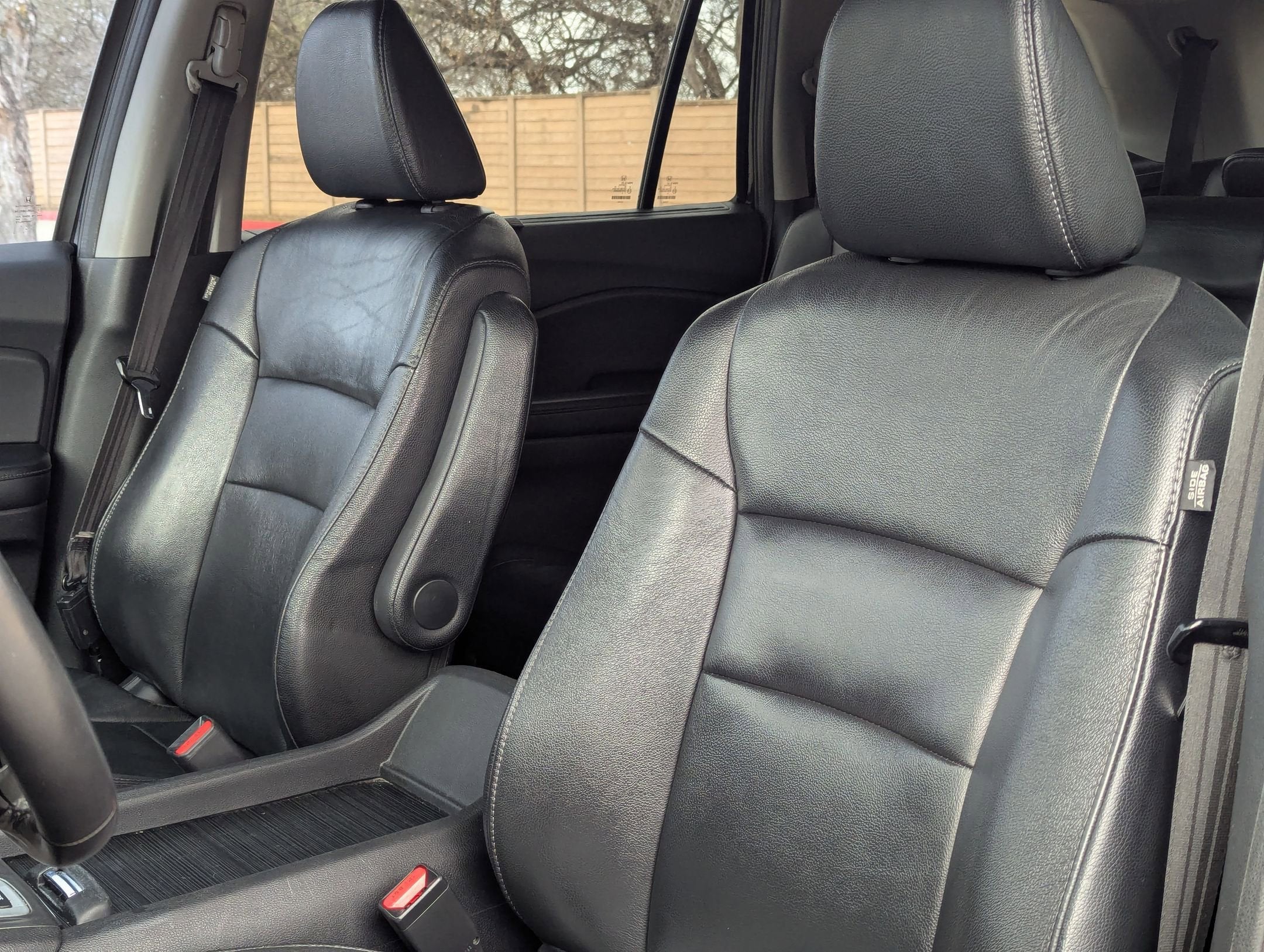 2017 Honda Pilot 2WD EX-L with Rear Entertainment System