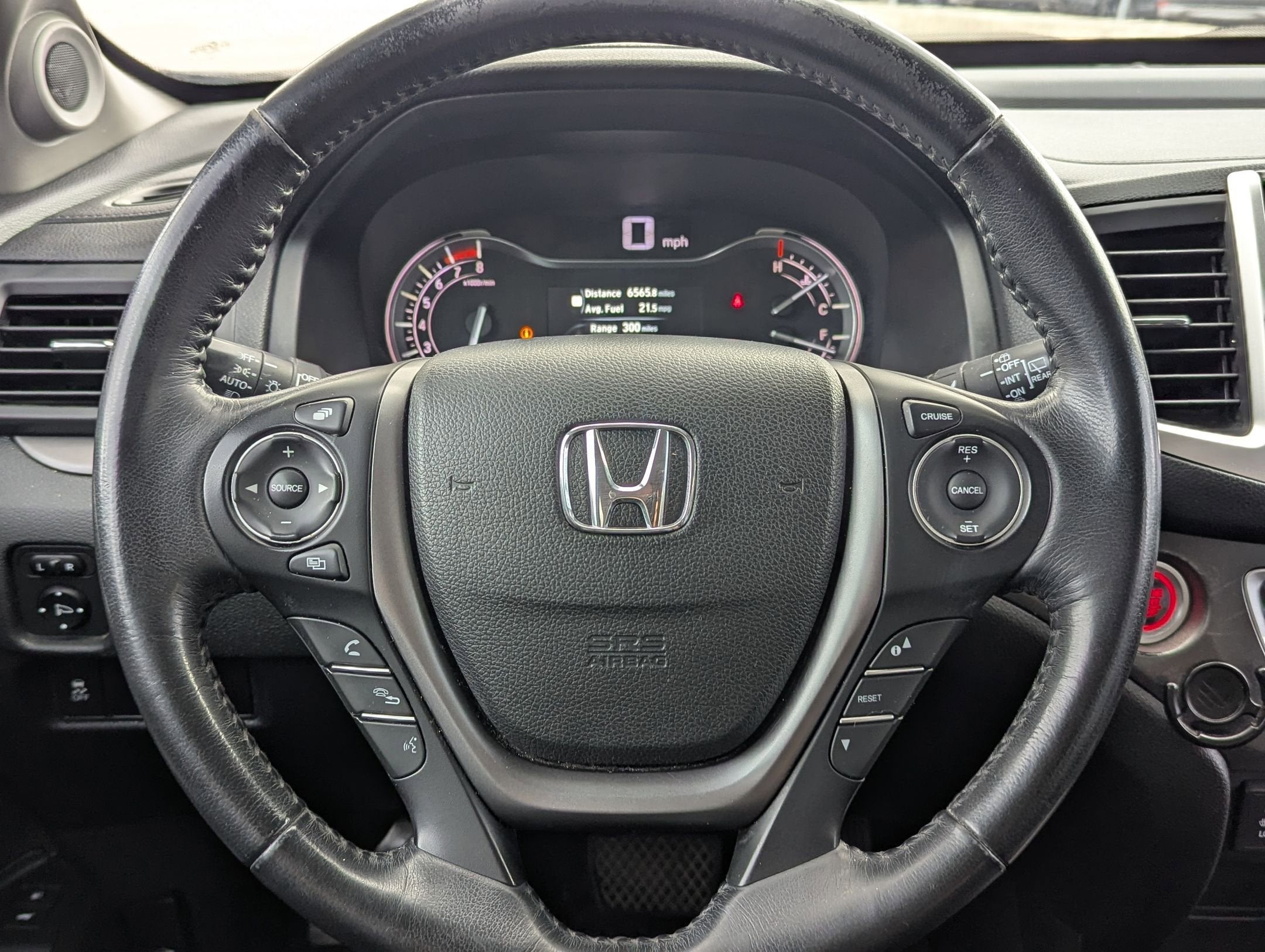 2017 Honda Pilot 2WD EX-L with Rear Entertainment System