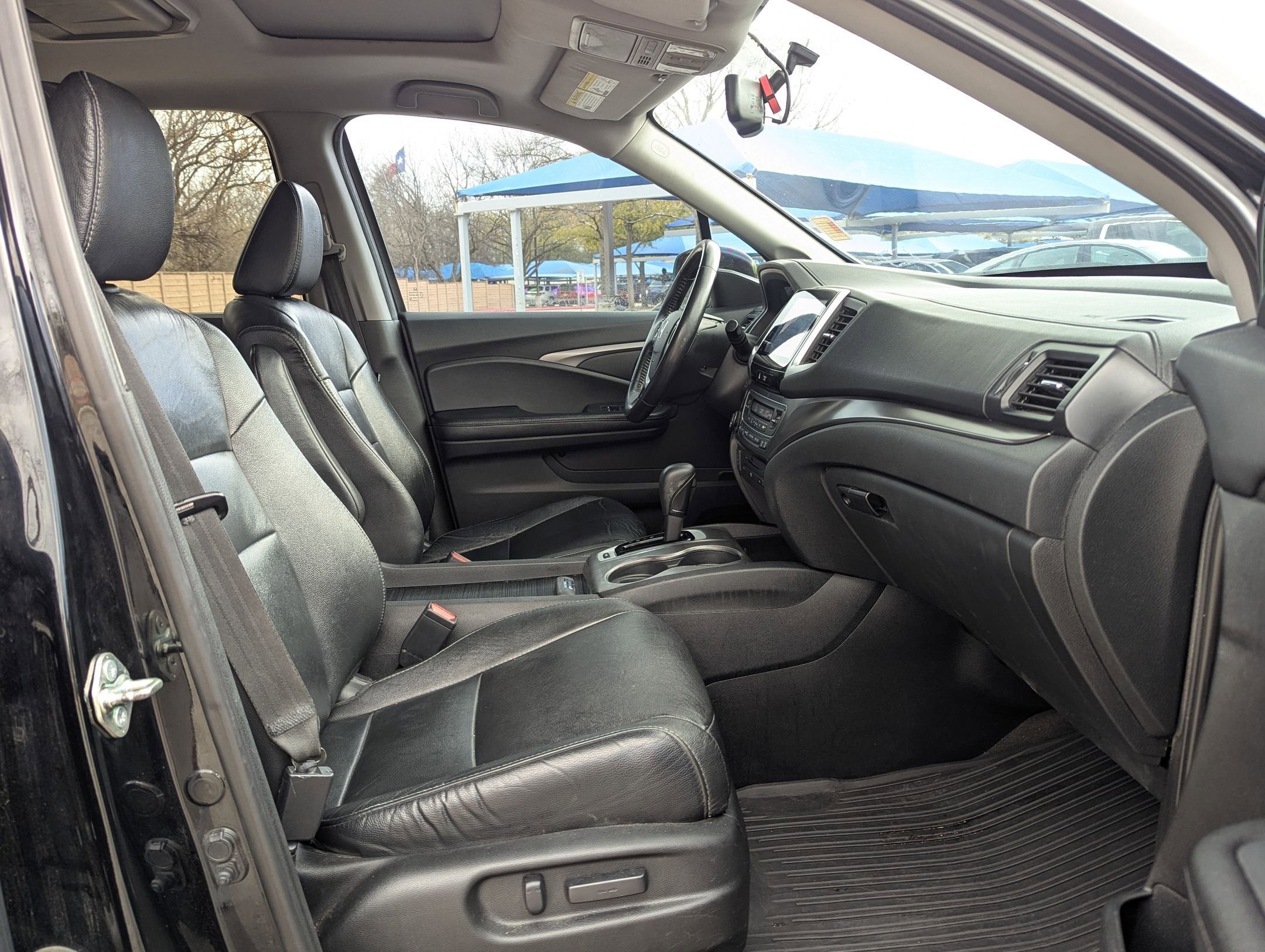 2017 Honda Pilot 2WD EX-L with Rear Entertainment System