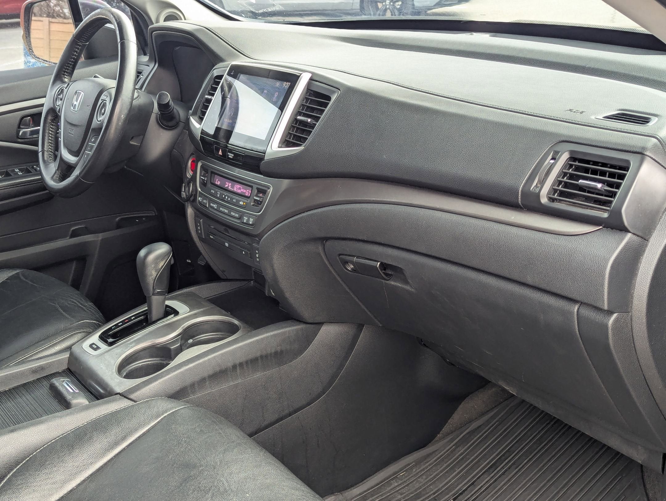 2017 Honda Pilot 2WD EX-L with Rear Entertainment System