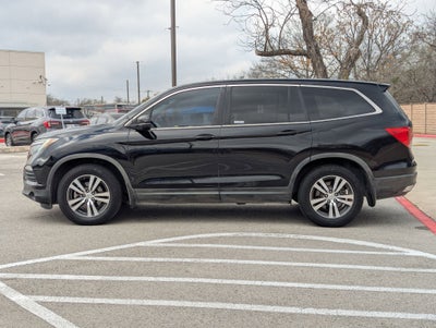 2017 Honda Pilot 2WD EX-L with Rear Entertainment System