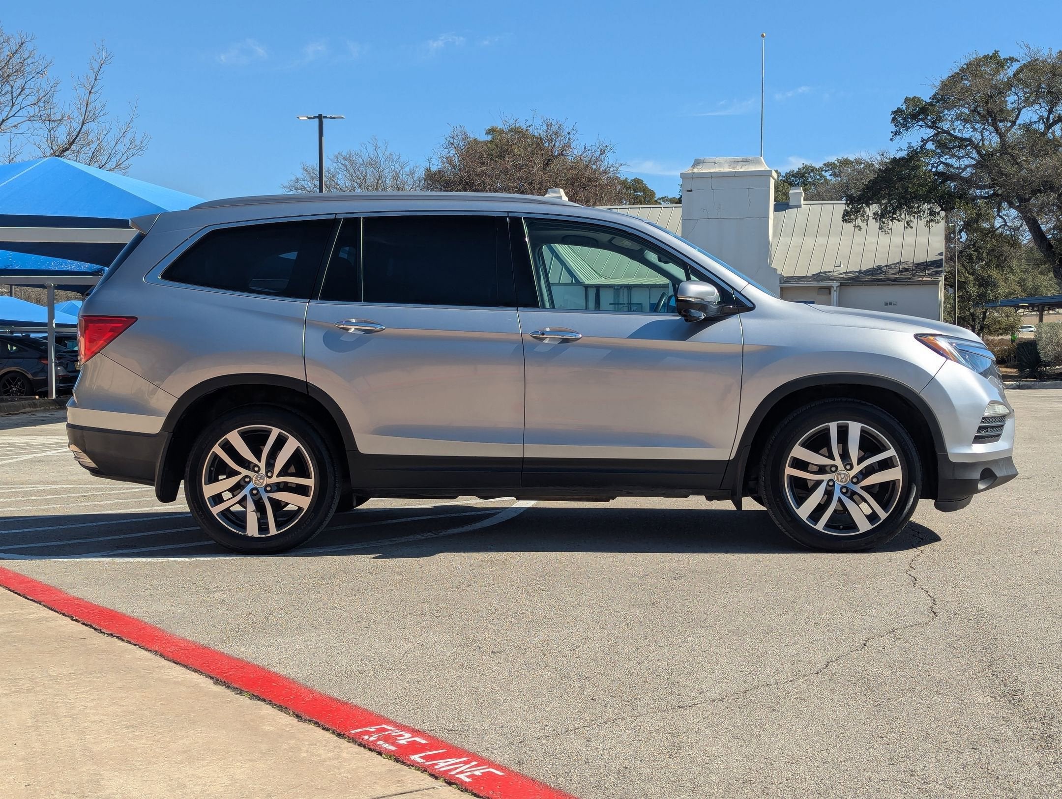 2017 Honda Pilot AWD Touring