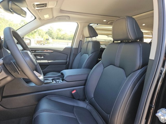 2025 Honda Pilot AWD TRG