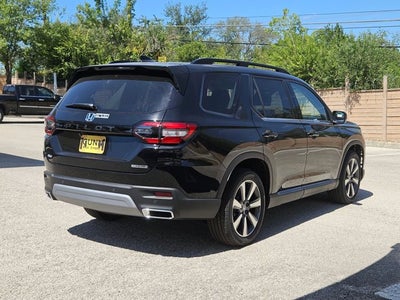 2025 Honda Pilot AWD TRG